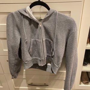 Cropped grey jacket